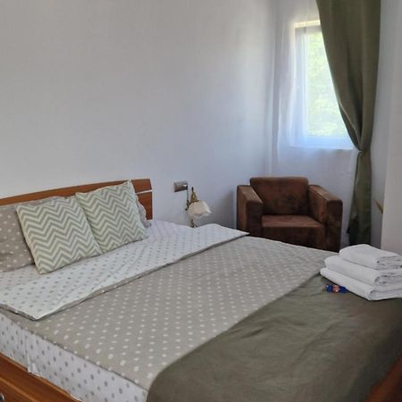 Huesca House Hotel Turda Ngoại thất bức ảnh