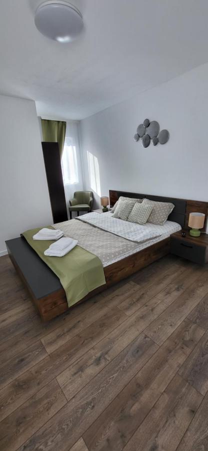 Huesca House Hotel Turda Ngoại thất bức ảnh