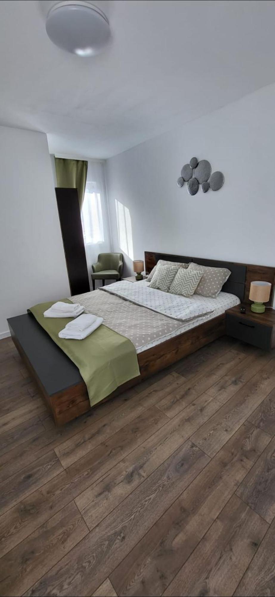 Huesca House Hotel Turda Ngoại thất bức ảnh
