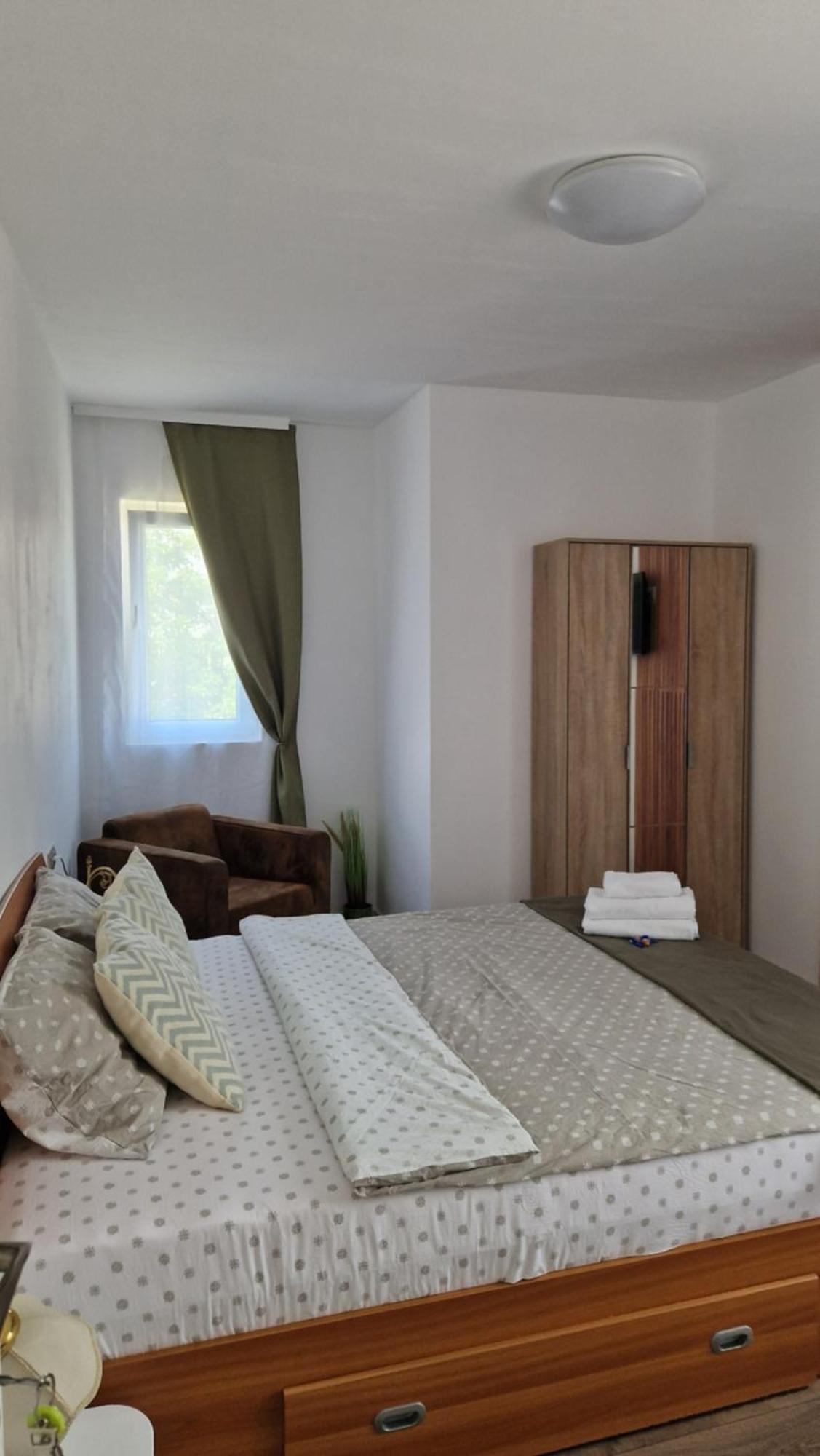 Huesca House Hotel Turda Ngoại thất bức ảnh