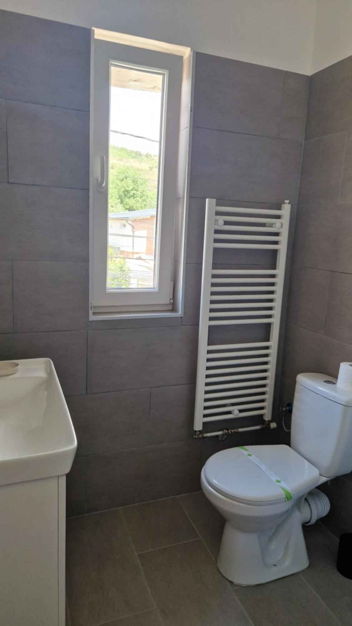 Huesca House Hotel Turda Ngoại thất bức ảnh